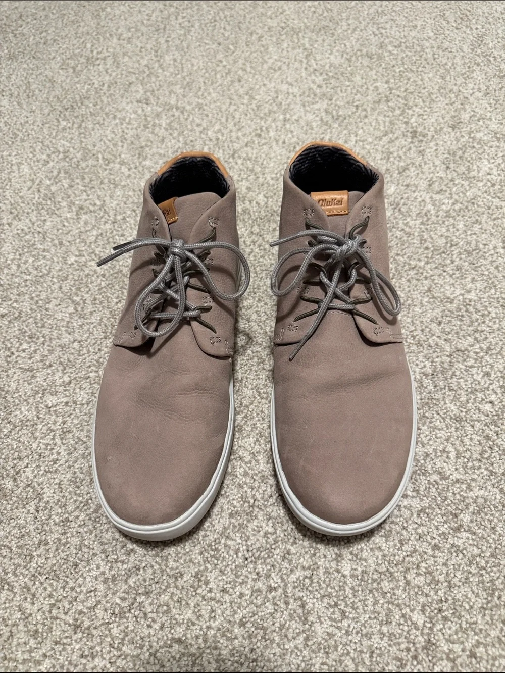 OluKai Men's Taupe Chukka Boots with Gray Laces